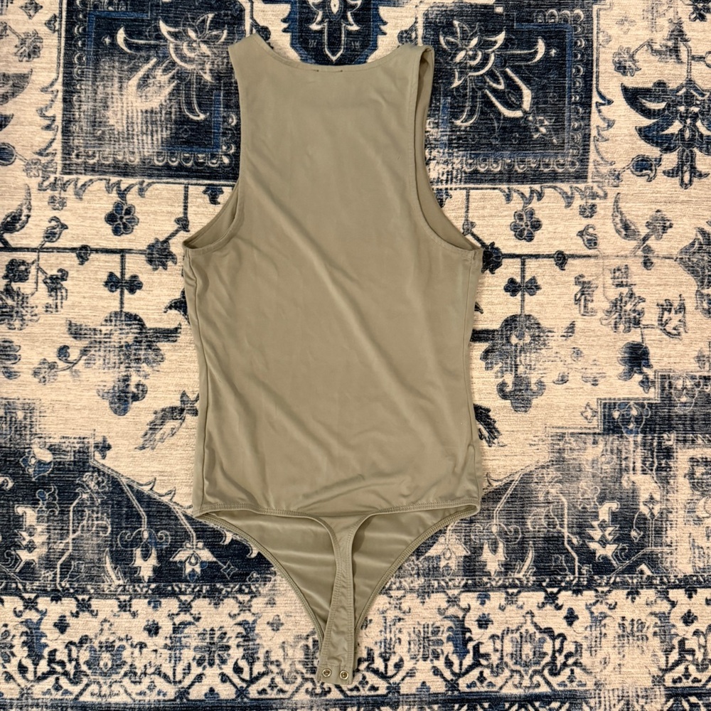 CLEAR OUT PRICE! Express Body Contour Compression High Neck Bodysuit - S - Picture 4 of 6